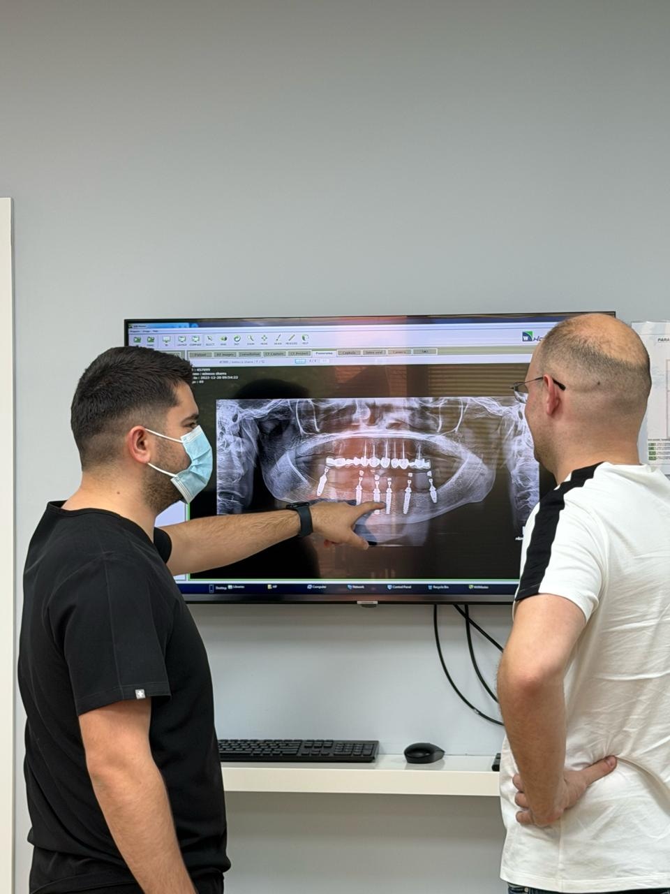 Parla con il medico a Dental Land